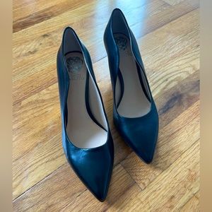 NWOB Vince Camuto soft leather heels